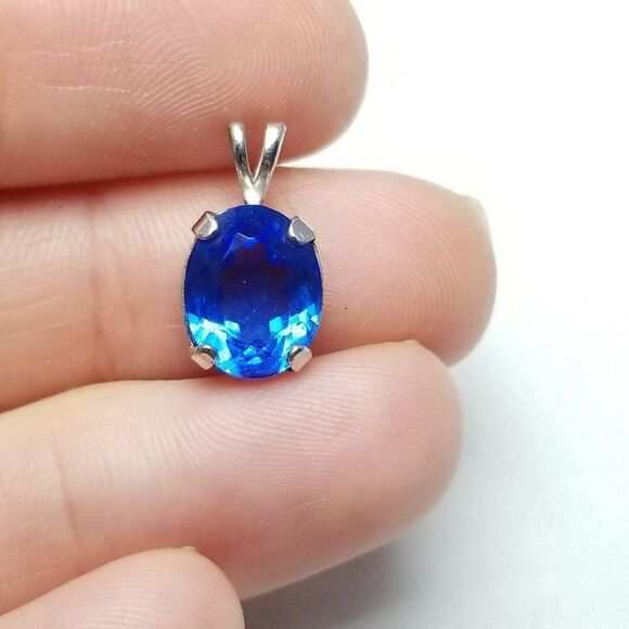Vintage Oval Blue Rhinestone Pendant Charm, Signed, Small, Estate - Picture 6 of 7